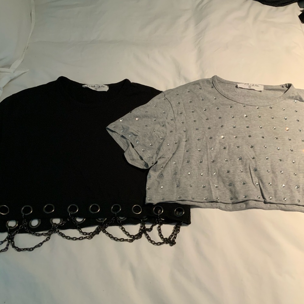 LF Emma and Sam Cropped Shirts Lot of 2 Size Small